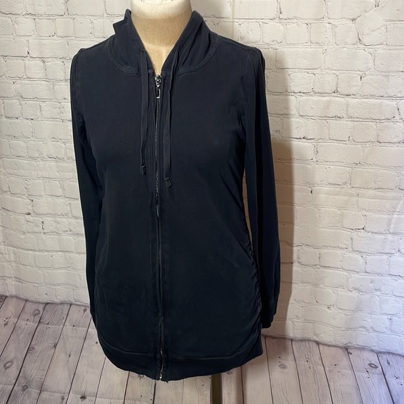 Motherhood Ruched Black zip up sweatshirt - Picture 1 of 5